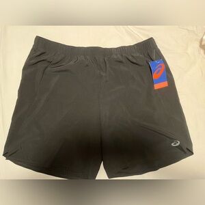 NWT-ASICS Men’s Black Training Shorts 7in inseam size XL